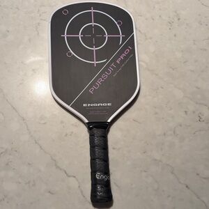 Engage Pursuit Pro 1 Pickleball Paddle